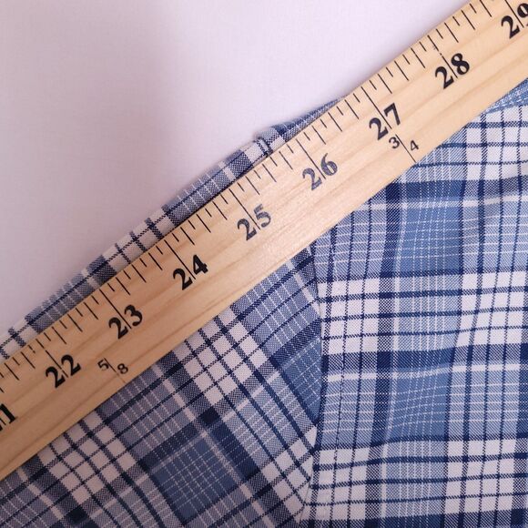 LL Bean Shirt Mens Medium Plaid Blue, White Slightly Fitted Oxford Comfort - Picture 8 of 10